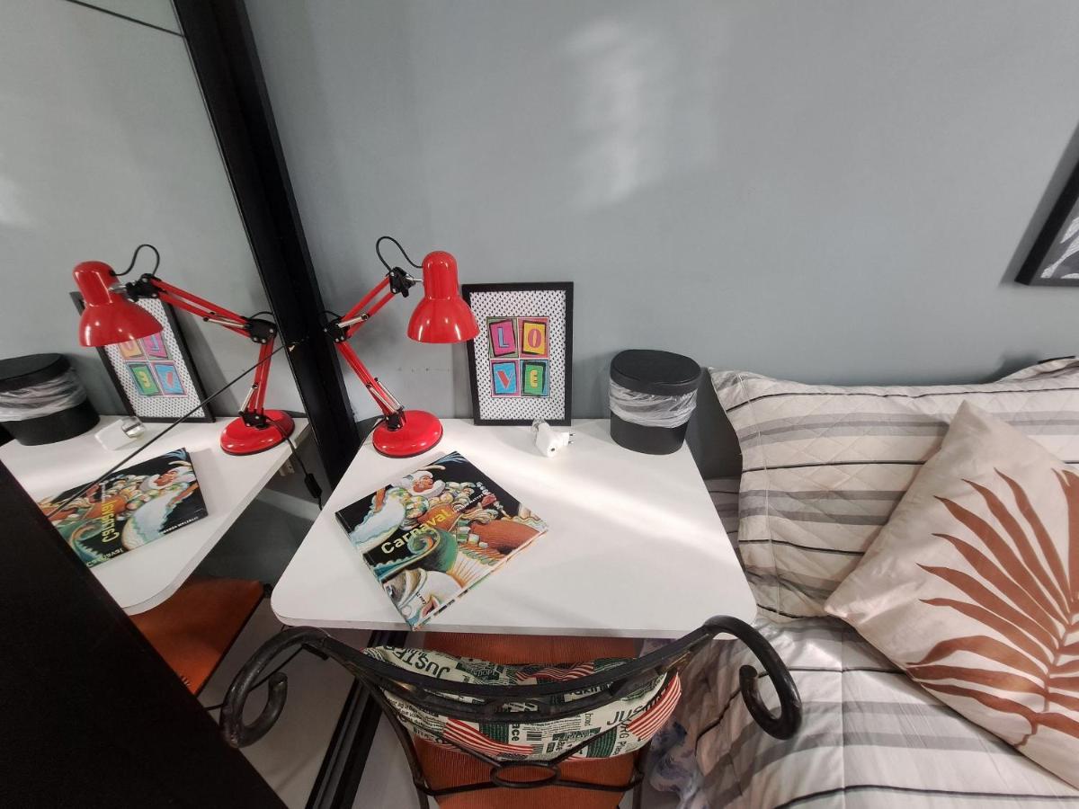 Quarto Privativo No Melhor De Botafogo Com Anfitria - With Host * Río de Janeiro